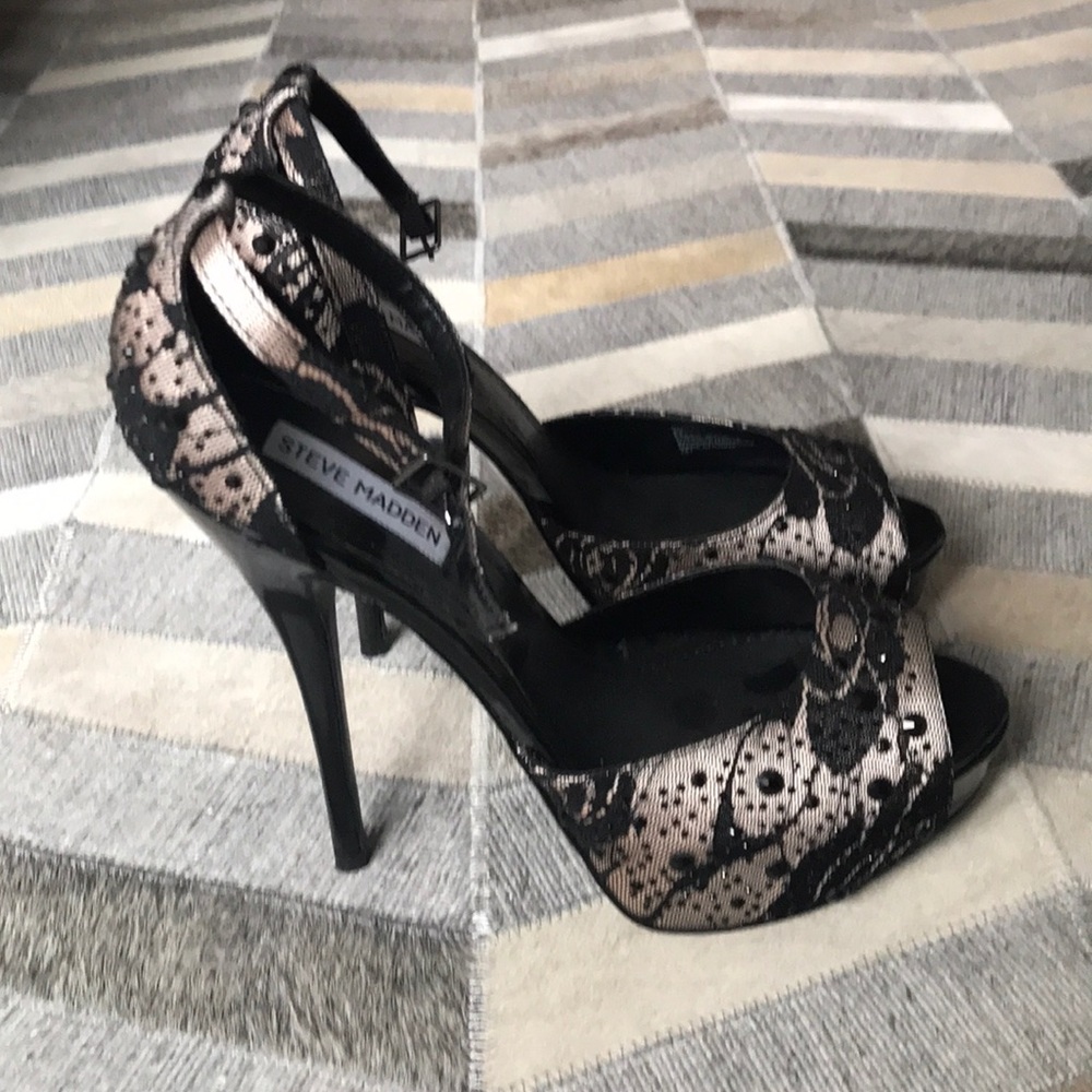 Peep toe lace high heel sandals